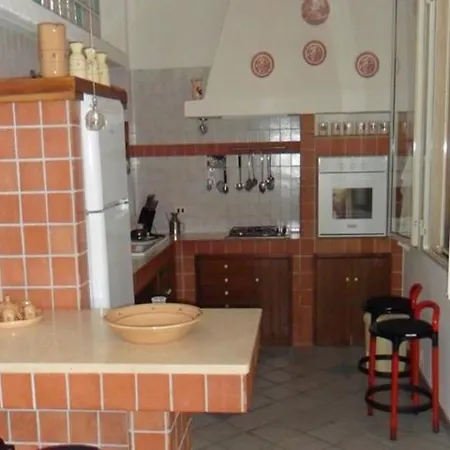 Marisa By Salentolimit Torre Lapillo